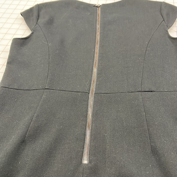 LOFT Cap Sleeve Scoop Neck "Little Black Dress"  Two Pocket Career Dress SZ 8 - Picture 9 of 14